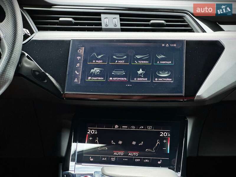 Внедорожник / Кроссовер Audi e-tron S 2021 в Киеве