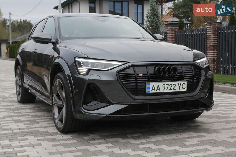 Внедорожник / Кроссовер Audi e-tron S 2022 в Киеве