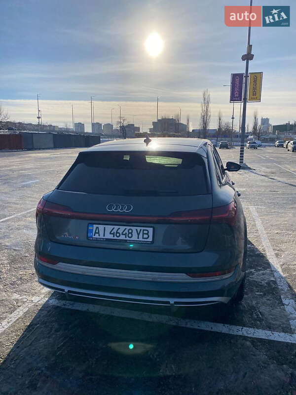 Внедорожник / Кроссовер Audi e-tron S 2021 в Киеве фото 7 Внедорожник / Кроссовер Audi e-tron S 2021 в Киеве