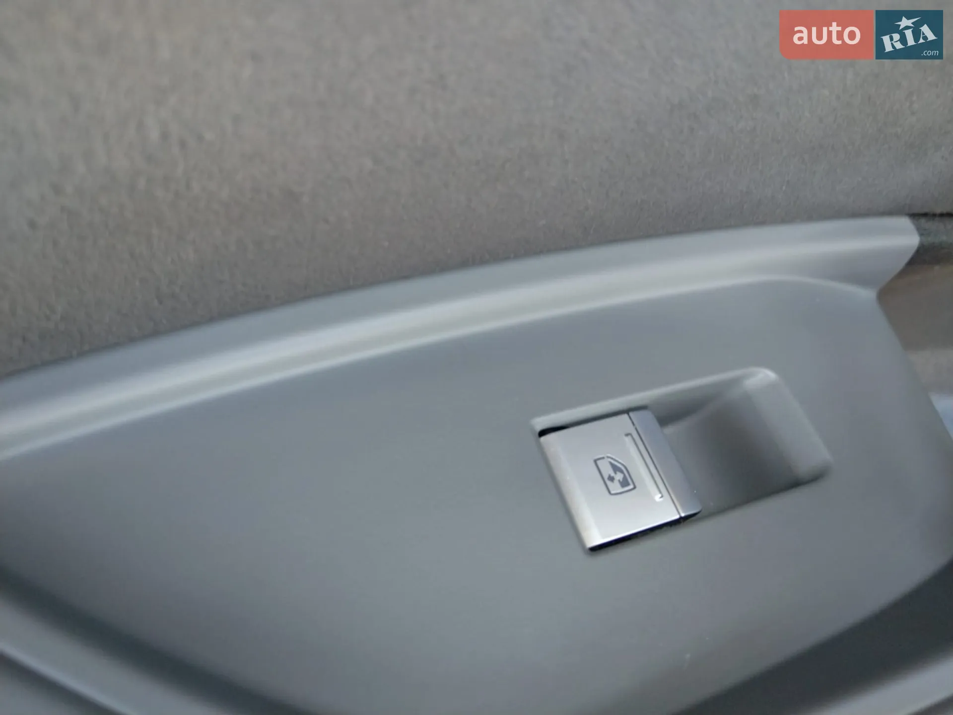 2022 Audi e-tron S - мініатюра 30