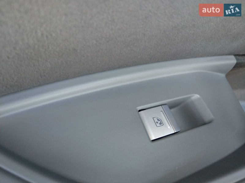 Внедорожник / Кроссовер Audi e-tron S 2022 в Киеве