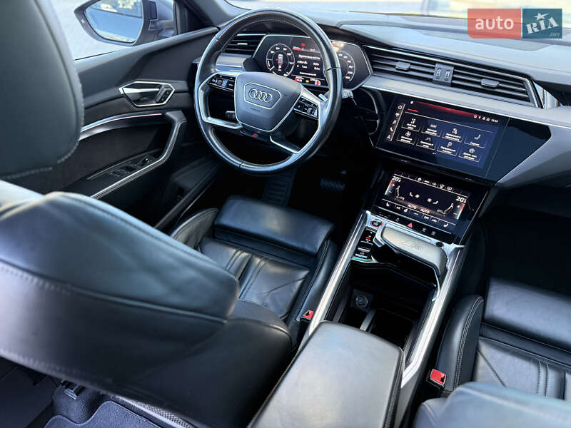 Внедорожник / Кроссовер Audi e-tron S 2020 в Хмельницком