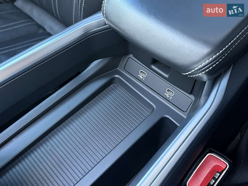 Внедорожник / Кроссовер Audi e-tron S 2020 в Хмельницком