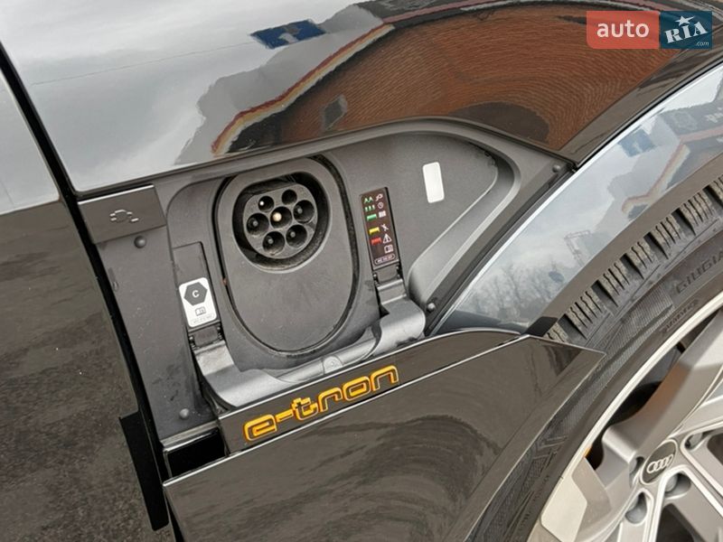 Внедорожник / Кроссовер Audi e-tron S 2021 в Харькове