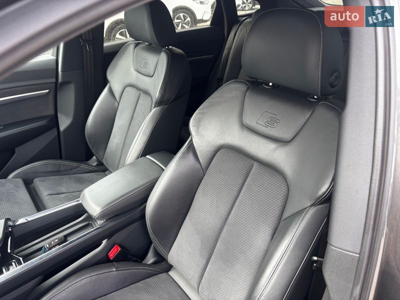 Позашляховик / Кросовер Audi e-tron S 2021 в Львові