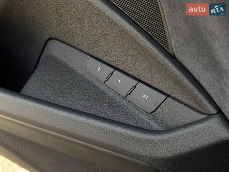 Позашляховик / Кросовер Audi e-tron S 2021 в Львові