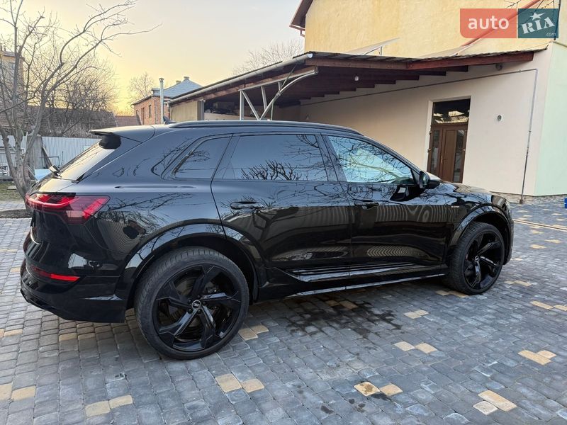Внедорожник / Кроссовер Audi e-tron S 2021 в Коломые фото 9 Внедорожник / Кроссовер Audi e-tron S 2021 в Коломые