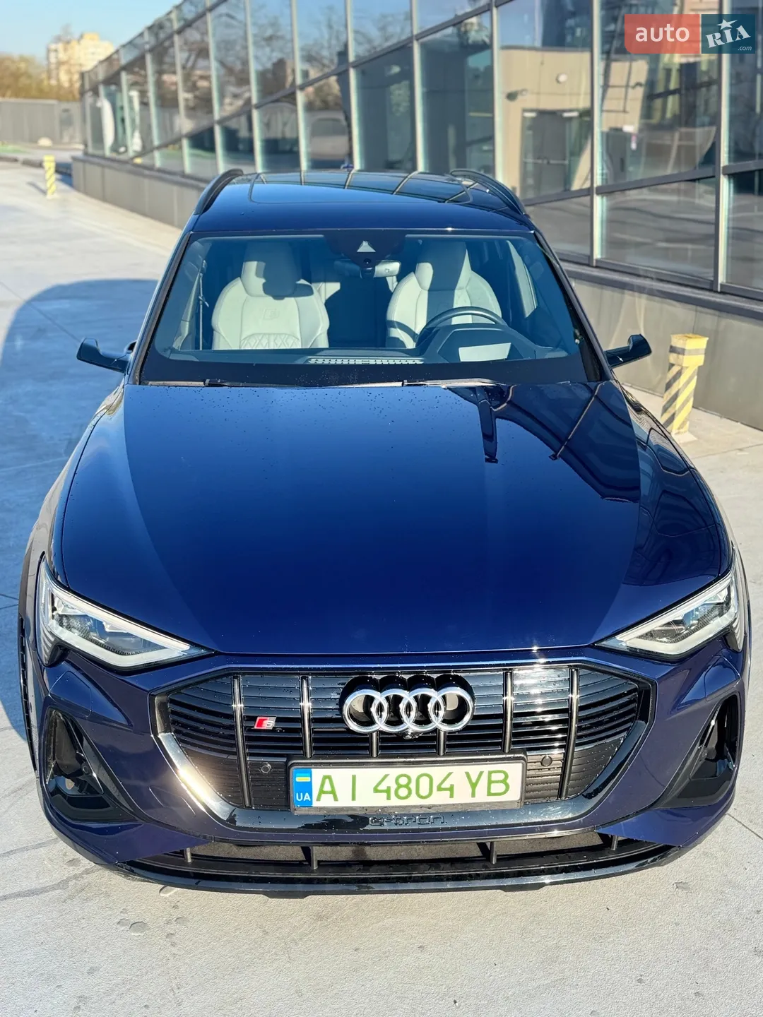 2022 Audi e-tron S - мініатюра 36