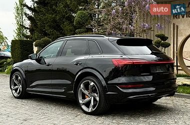 Внедорожник / Кроссовер Audi e-tron S 2022 в Львове фото 12 Внедорожник / Кроссовер Audi e-tron S 2022 в Львове