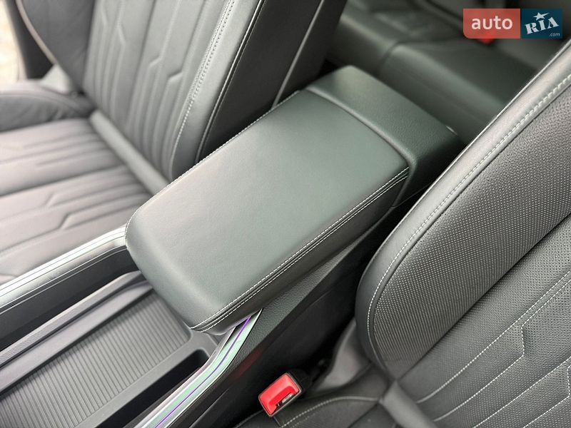 Внедорожник / Кроссовер Audi e-tron S 2022 в Львове фото 41 Внедорожник / Кроссовер Audi e-tron S 2022 в Львове