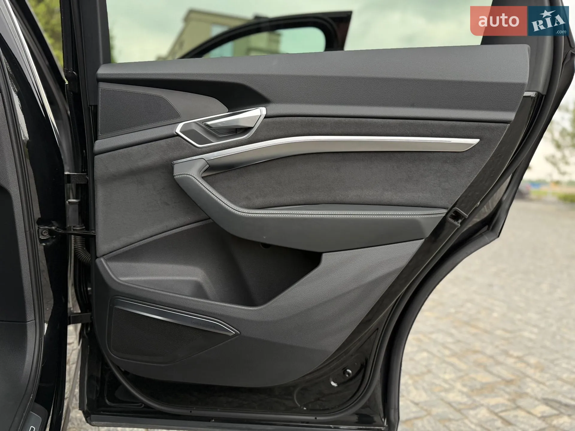 2022 Audi e-tron S - мініатюра 67