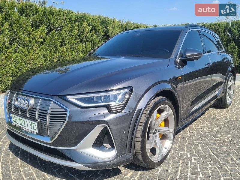 Внедорожник / Кроссовер Audi e-tron S 2022 в Днепре