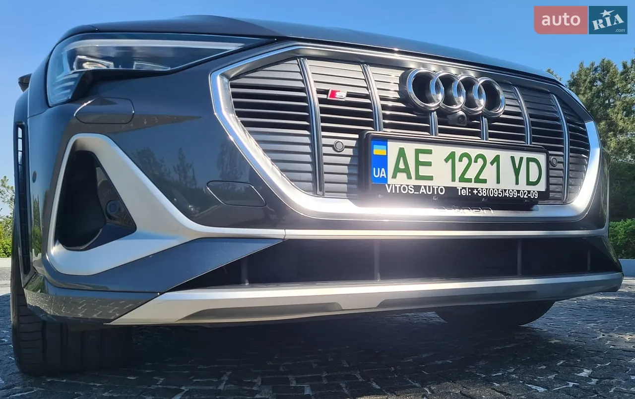 2021 Audi e-tron S - мініатюра 37