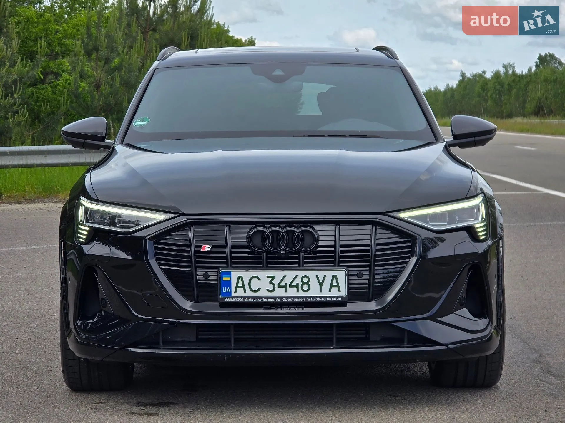2022 Audi e-tron S - мініатюра 17