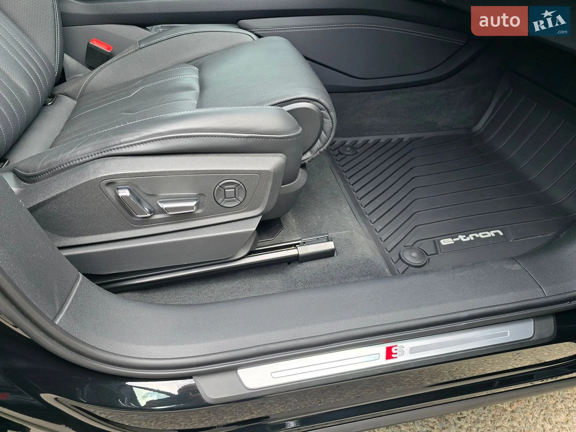 2022 Audi e-tron S - мініатюра 80