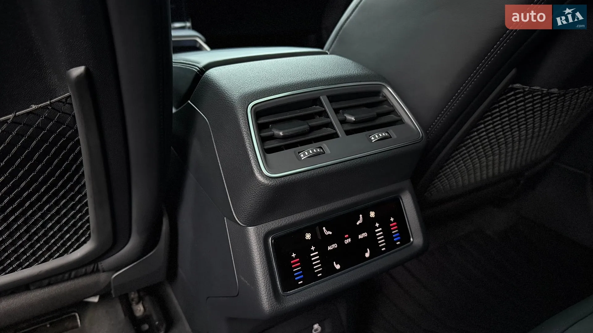 2022 Audi e-tron S - мініатюра 39