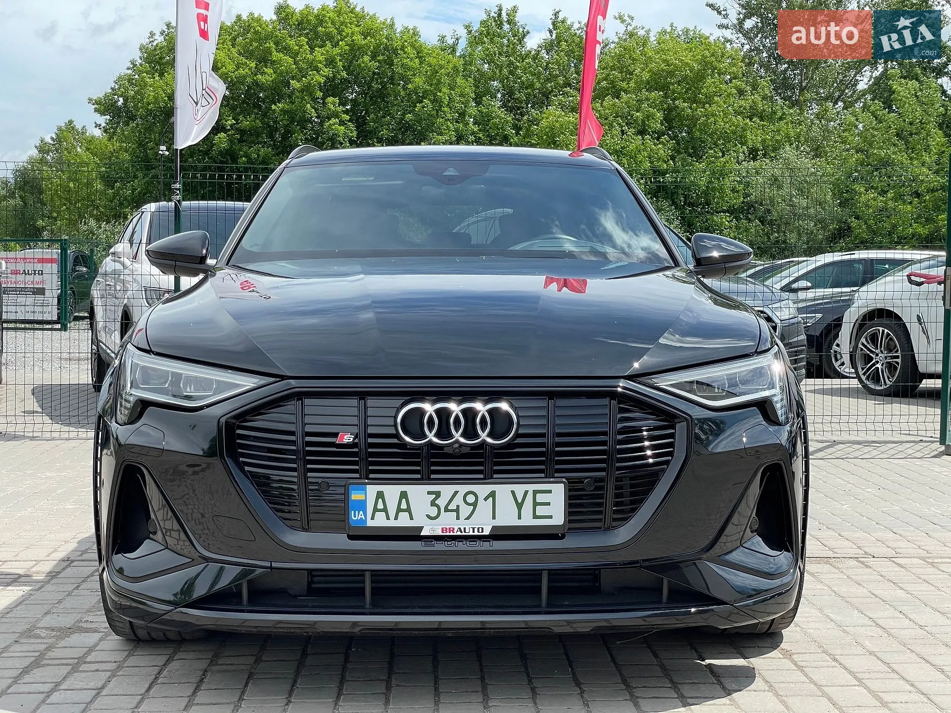 2022 Audi e-tron S - мініатюра 4