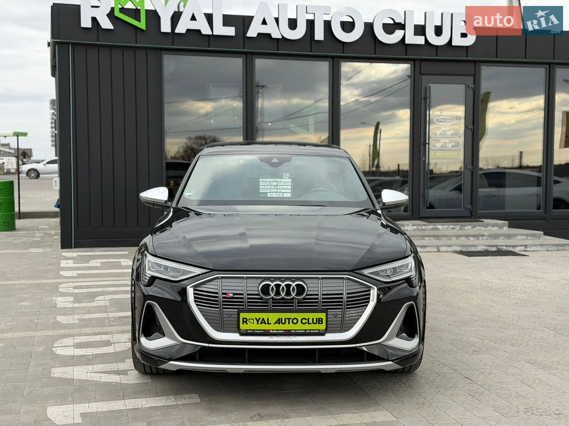 2021 Audi e-tron S - мініатюра 2