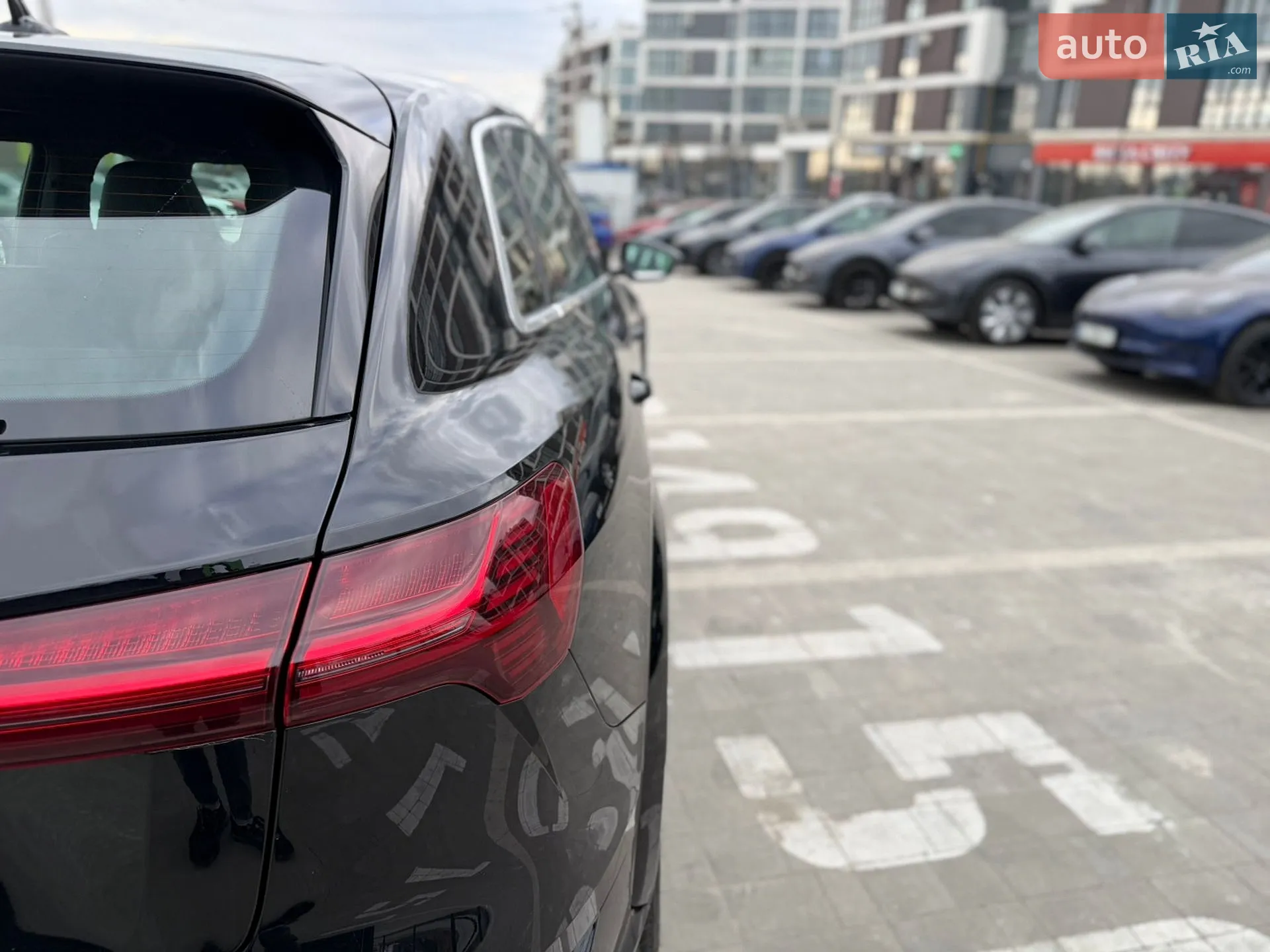 2021 Audi e-tron S - мініатюра 9