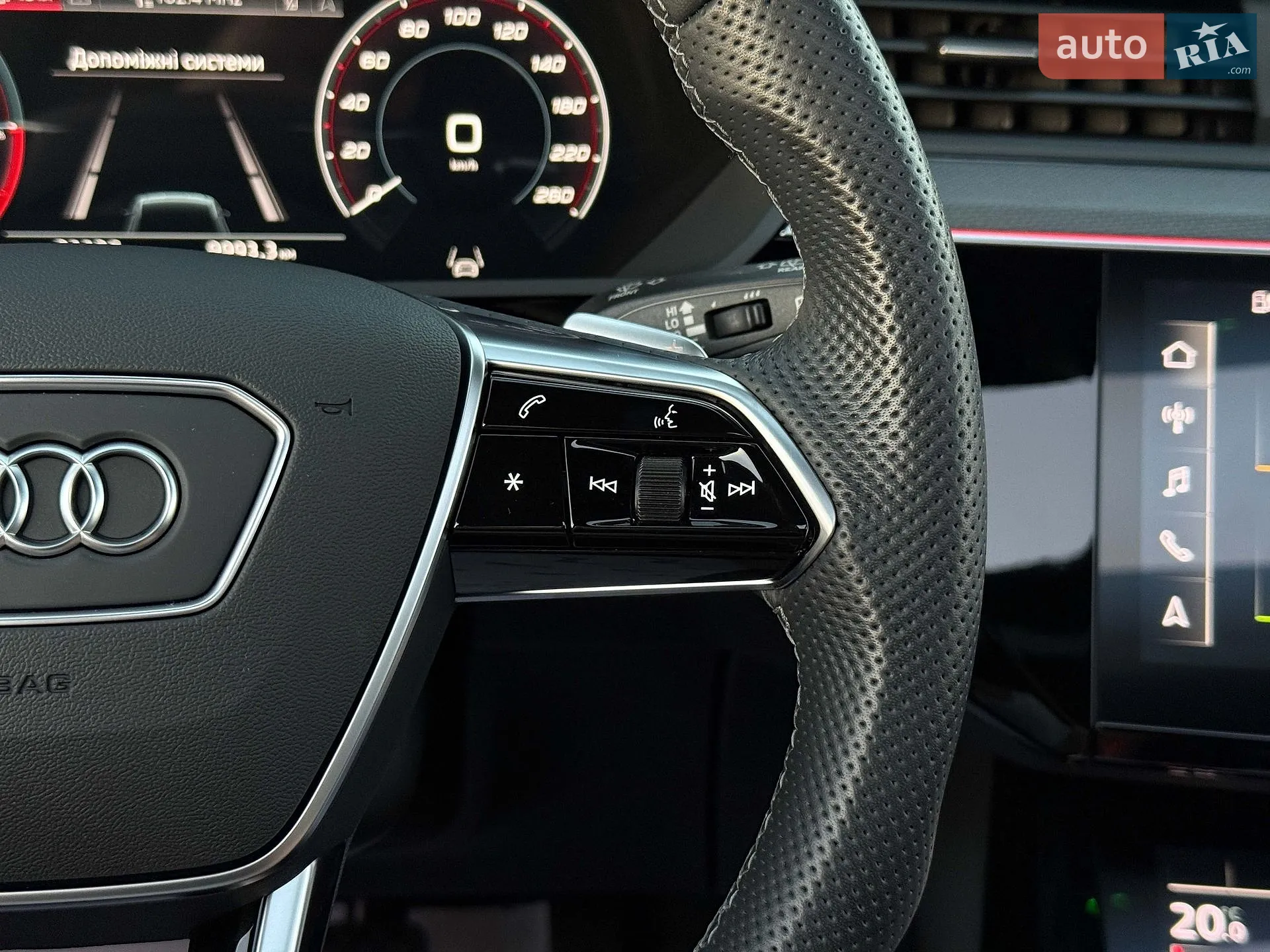2022 Audi e-tron S - мініатюра 59