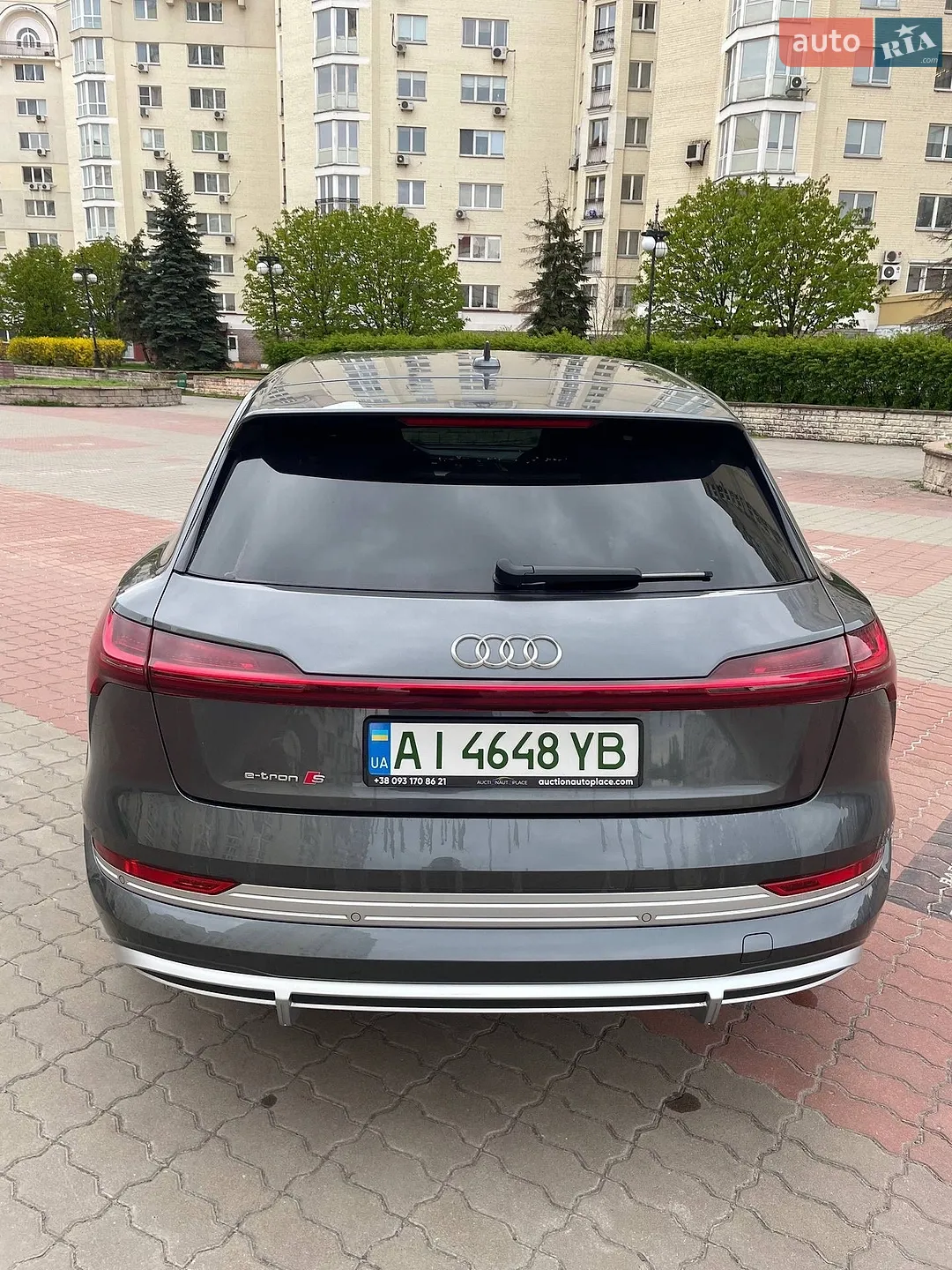 2021 Audi e-tron S - мініатюра 10