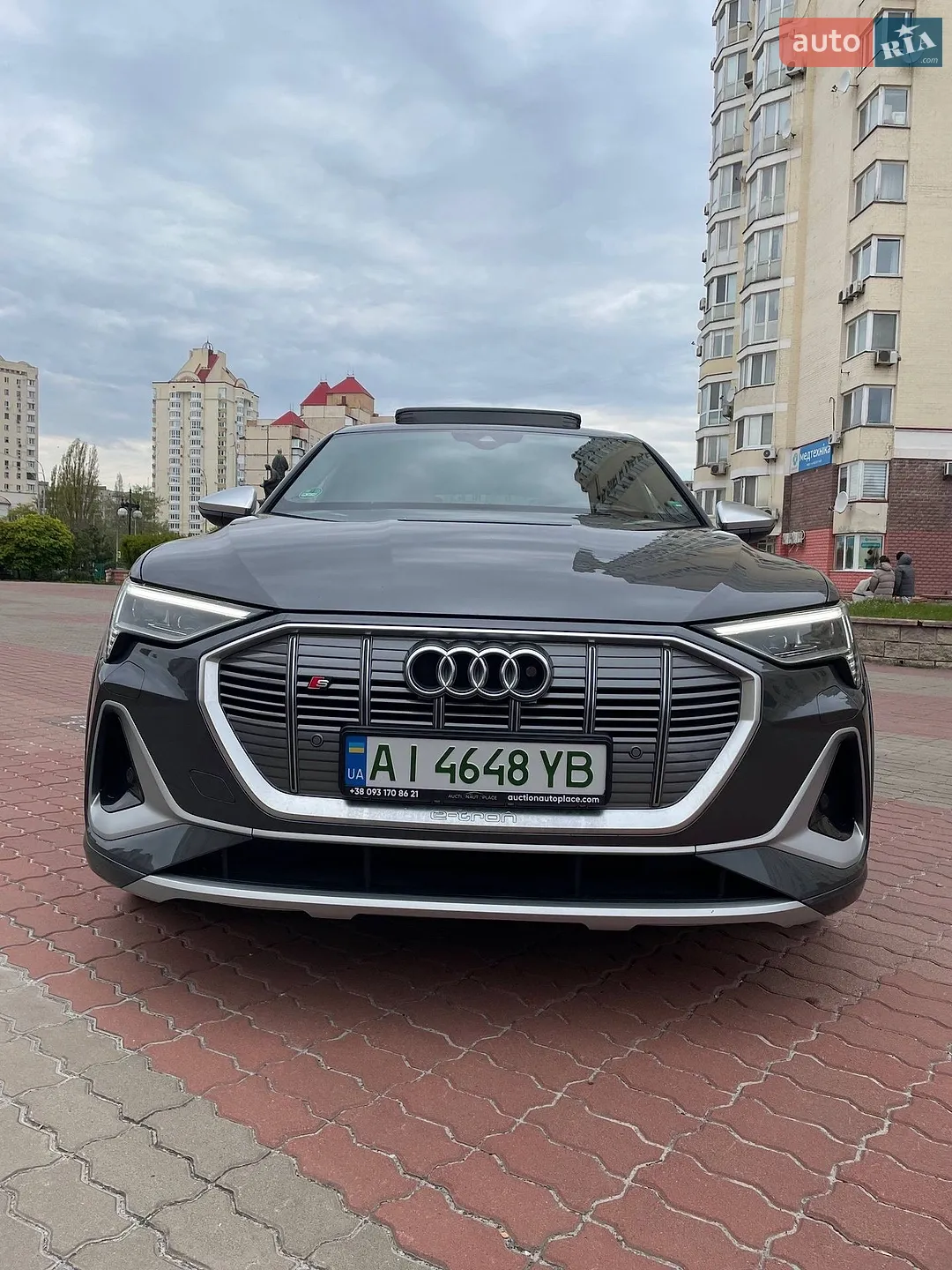 2021 Audi e-tron S - мініатюра 11