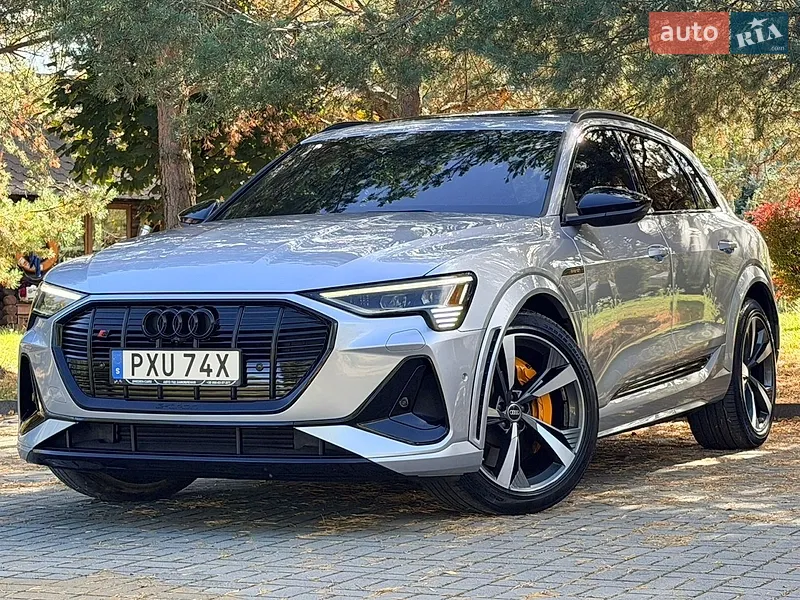 Audi e-tron S 2022