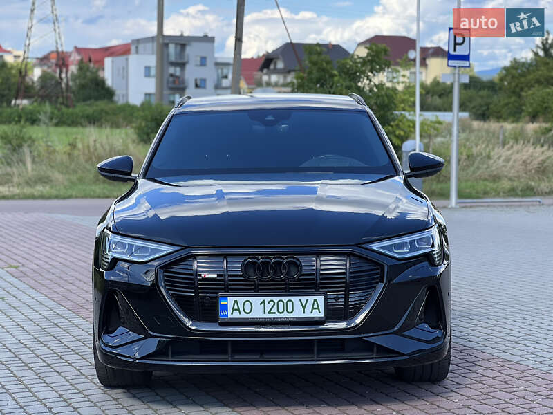 Внедорожник / Кроссовер Audi e-tron Sportback 2021 в Ужгороде