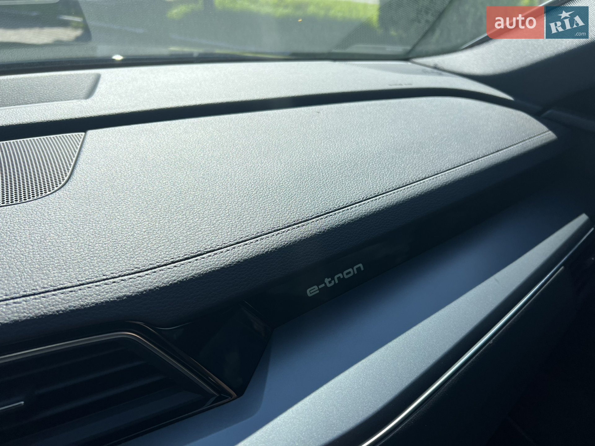 2021 Audi e-tron Sportback - мініатюра 12