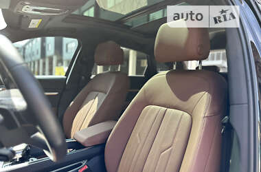 Позашляховик / Кросовер Audi e-tron Sportback 2022 в 