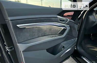 Внедорожник / Кроссовер Audi e-tron Sportback 2021 в Ровно