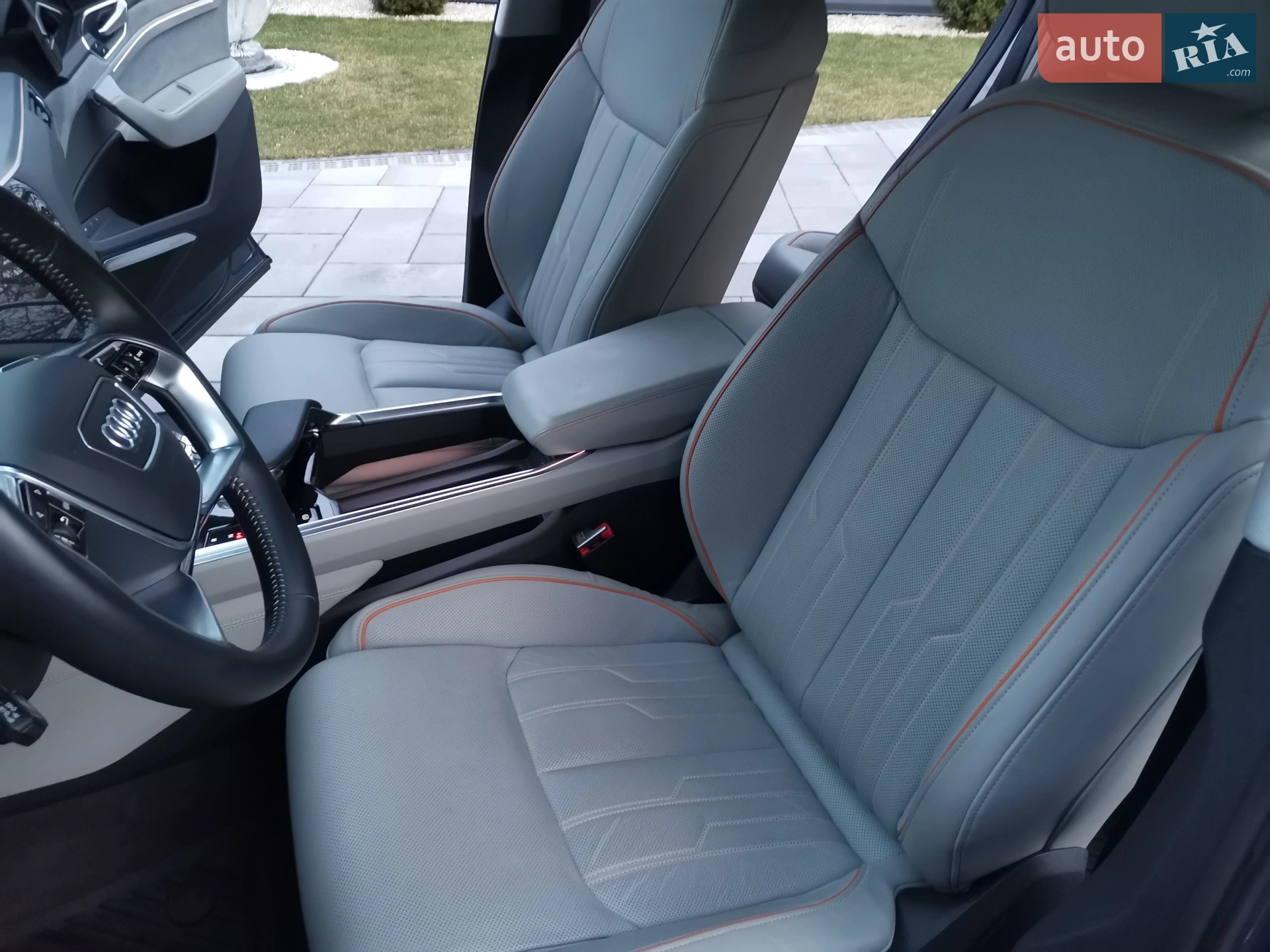 2020 Audi e-tron Sportback - мініатюра 33