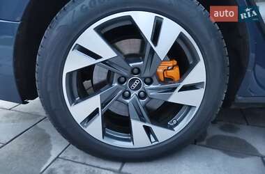 Внедорожник / Кроссовер Audi e-tron Sportback 2020 в 