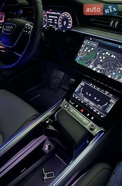 Внедорожник / Кроссовер Audi e-tron Sportback 2020 в 