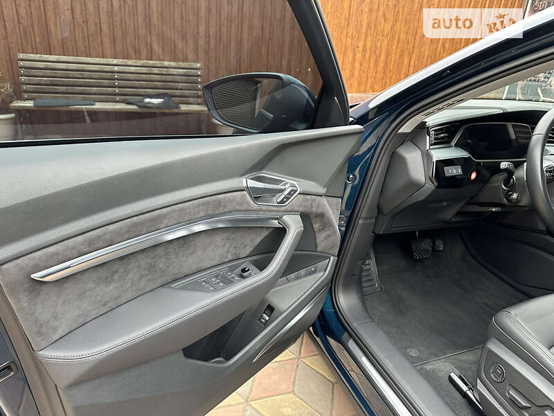 Внедорожник / Кроссовер Audi e-tron Sportback 2020 в Кривом Озере