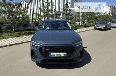 Внедорожник / Кроссовер Audi e-tron Sportback 2021 в Киеве