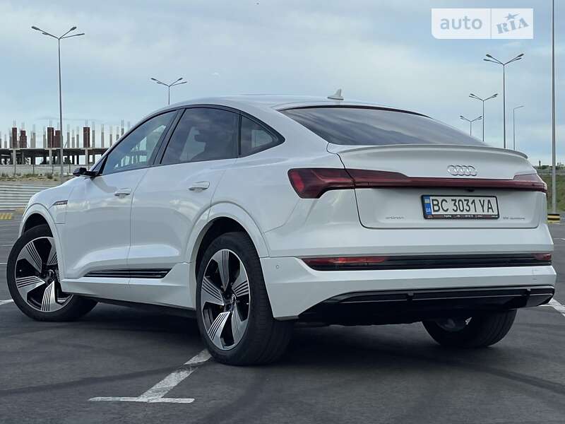 Позашляховик / Кросовер Audi e-tron Sportback 2020 в Львові