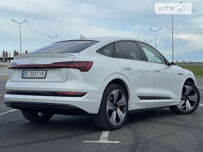 Позашляховик / Кросовер Audi e-tron Sportback 2020 в Львові
