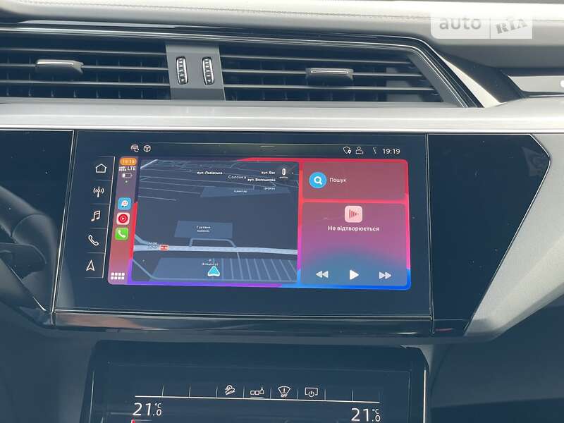 Позашляховик / Кросовер Audi e-tron Sportback 2020 в Львові