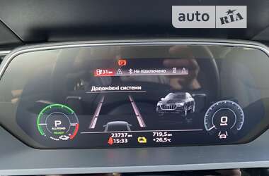Позашляховик / Кросовер Audi e-tron Sportback 2021 в Львові