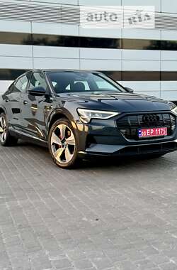 Позашляховик / Кросовер Audi e-tron Sportback 2021 в Рівному