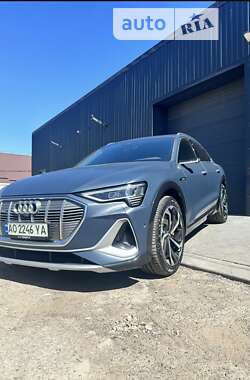 Позашляховик / Кросовер Audi e-tron Sportback 2020 в Ужгороді