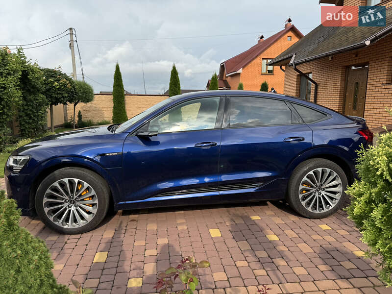 Внедорожник / Кроссовер Audi e-tron Sportback 2021 в Луцке