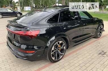 Позашляховик / Кросовер Audi e-tron Sportback 2021 в Дніпрі