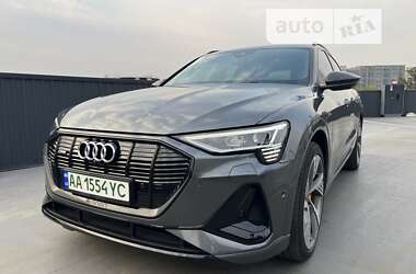 Позашляховик / Кросовер Audi e-tron Sportback 2021 в Києві