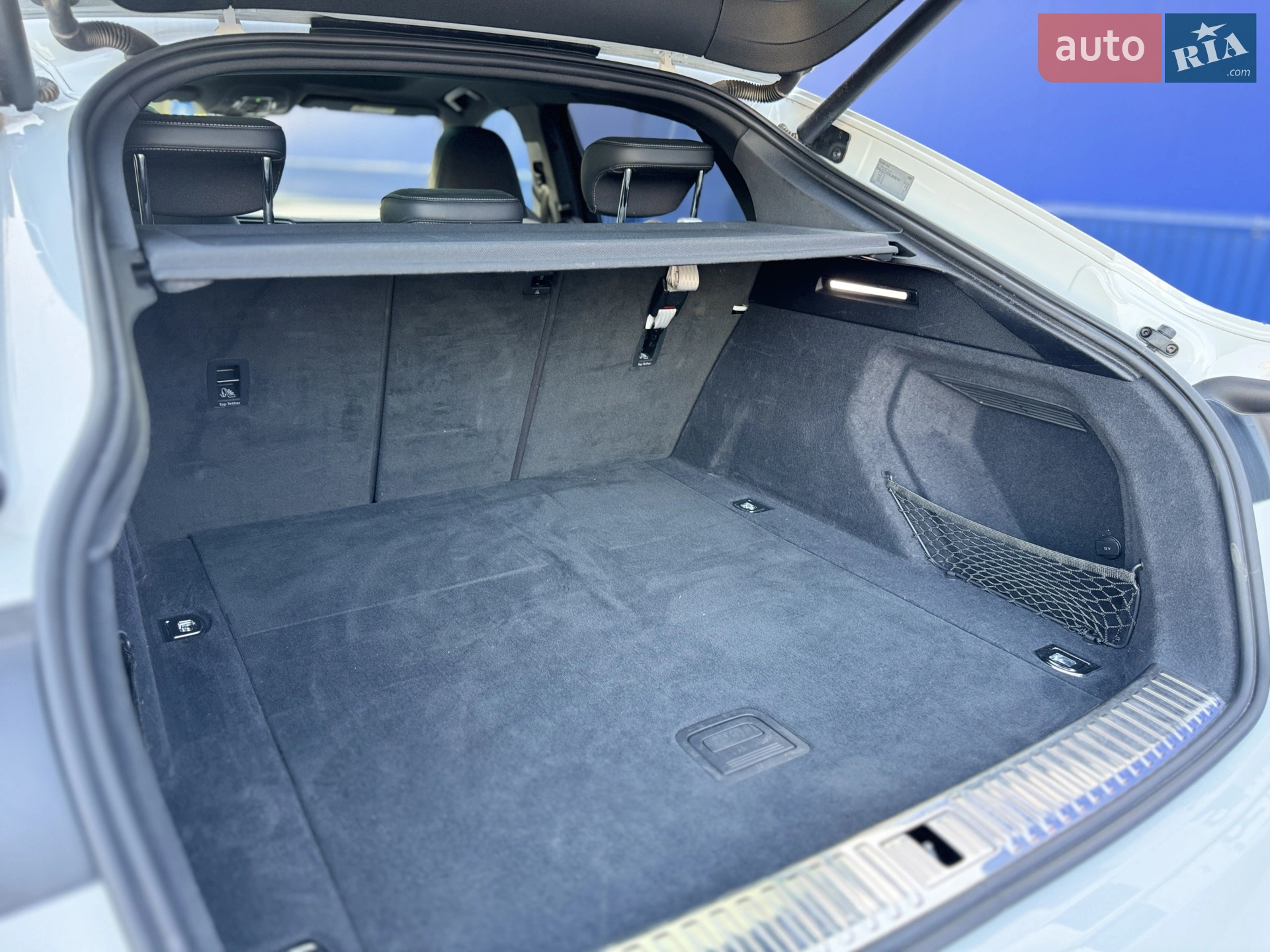 2020 Audi e-tron Sportback - мініатюра 28