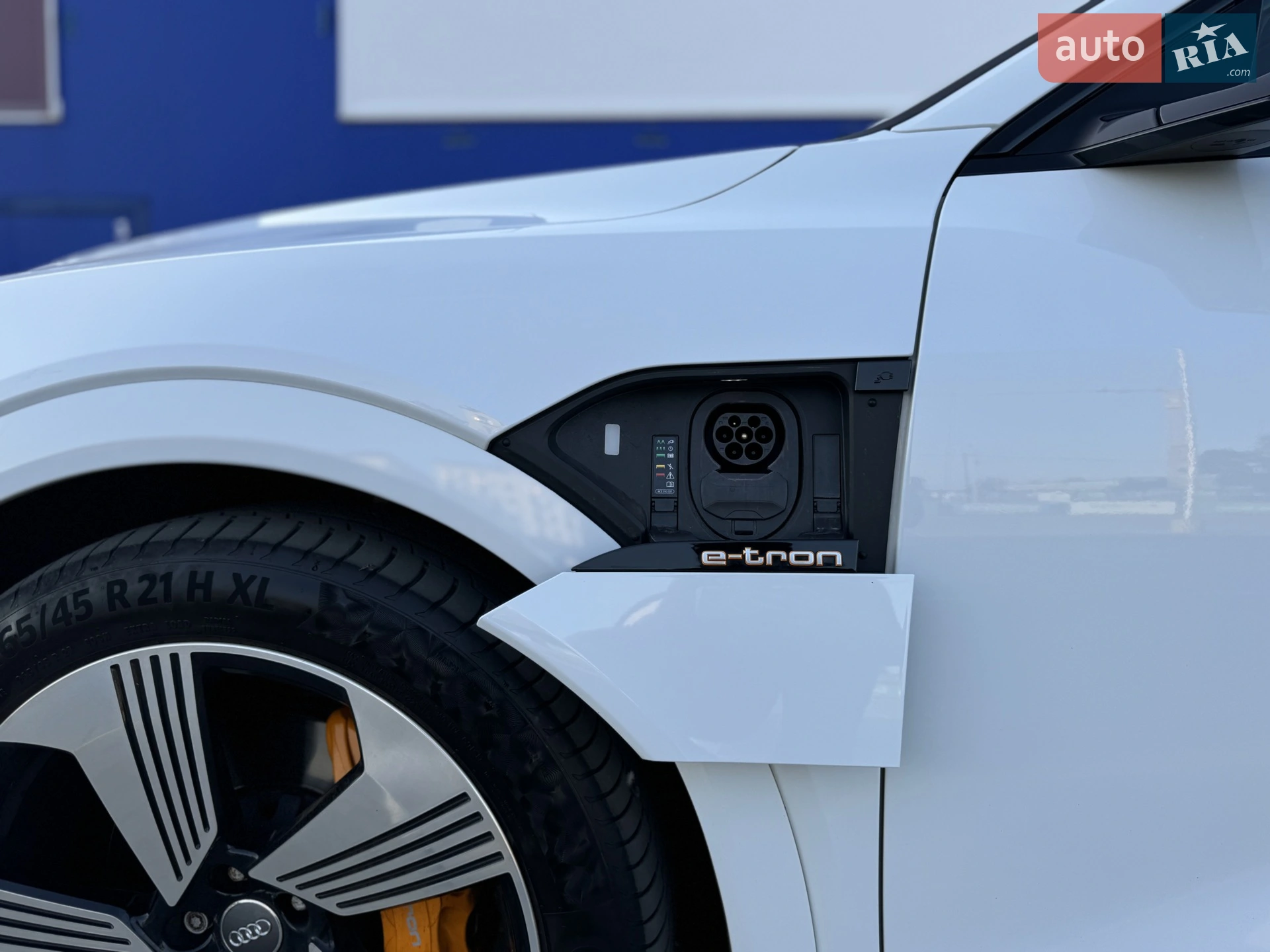 2020 Audi e-tron Sportback - мініатюра 11