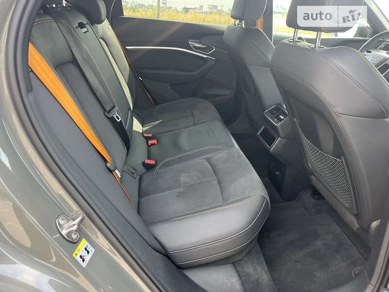 Позашляховик / Кросовер Audi e-tron Sportback 2022 в Львові фото 20 Позашляховик / Кросовер Audi e-tron Sportback 2022 в Львові
