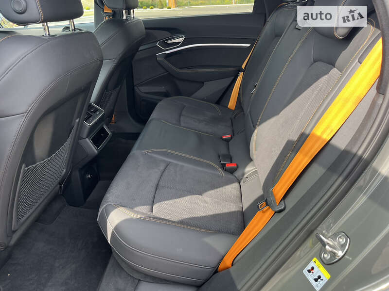 Позашляховик / Кросовер Audi e-tron Sportback 2022 в Львові фото 28 Позашляховик / Кросовер Audi e-tron Sportback 2022 в Львові
