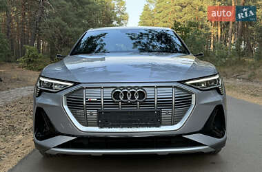 Внедорожник / Кроссовер Audi e-tron Sportback 2021 в 